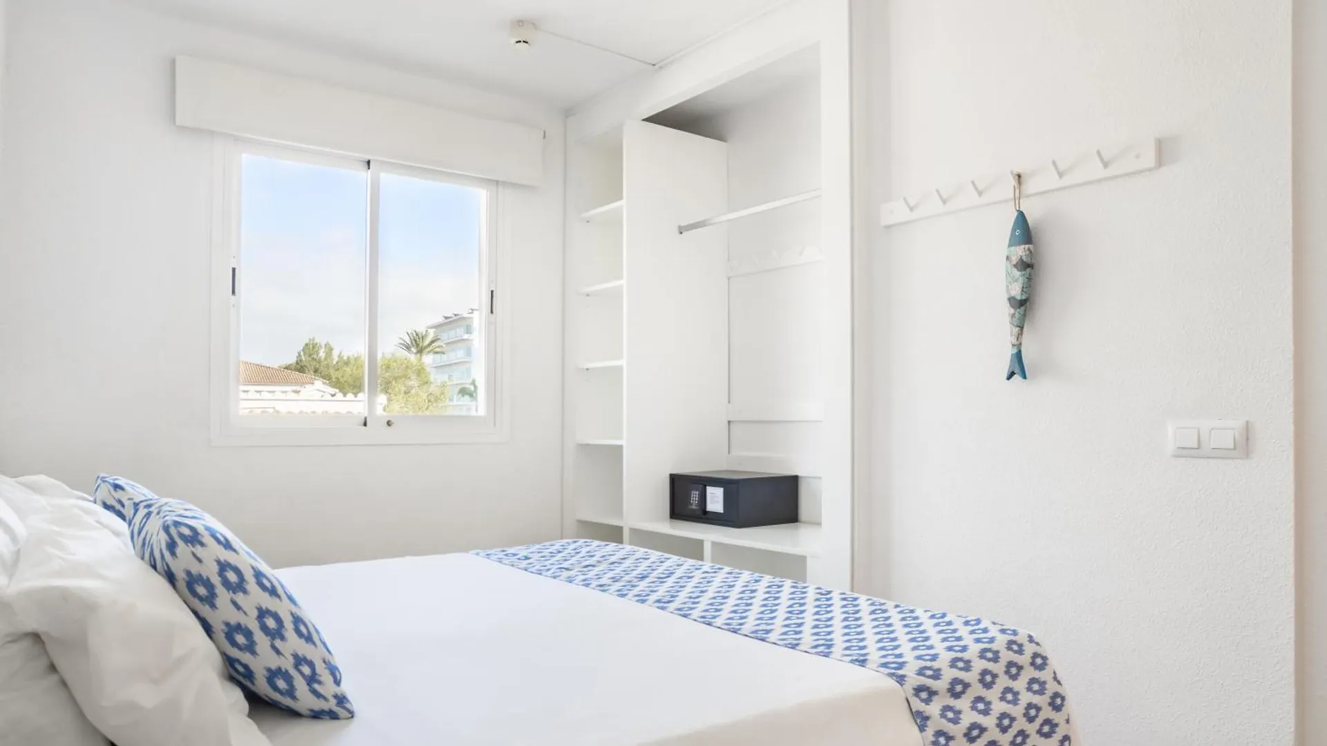 *** Aparthotel Bonavida Apartments Port de Alcudia  Spain